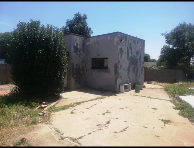 1,723M² VACANT LAND FOR SALE IN KEW